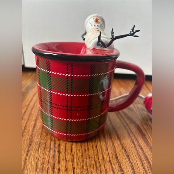 Scentsy MELT MY HEART  Wax Warmer Plaid Coffee Mug Snowman Element - Picture 3 of 6